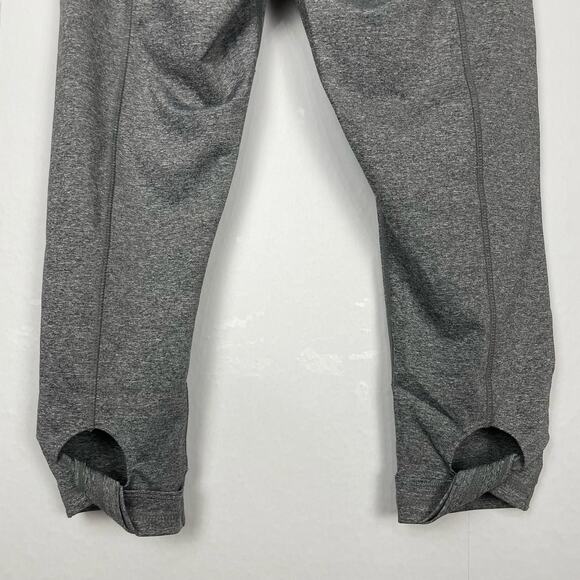 Z by Zella | Heather Gray Mid Rise Back Calf Twist Cropped Athletic Leggings - Picture 5 of 8